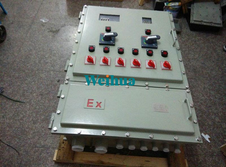配電箱自動成型機(jī)特點(diǎn)以及防爆配電箱使用方法